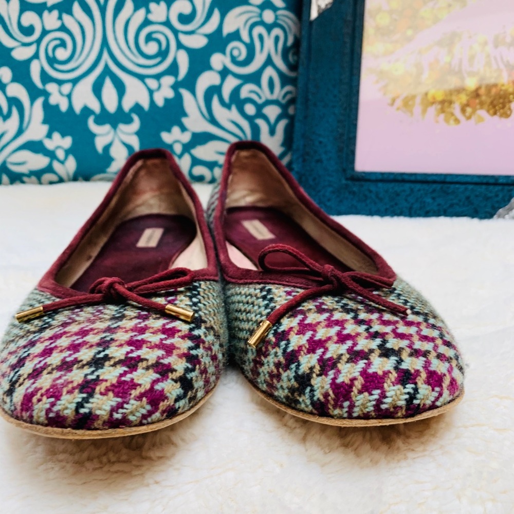 Burberry Houndstooth Print Flat - Picture 6 of 8
